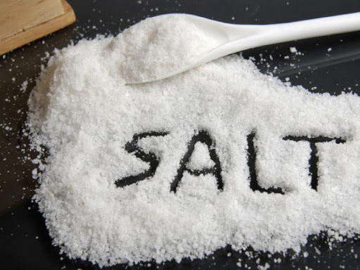 Muối là thực phẩm người tai biến không nên ăn nhiều